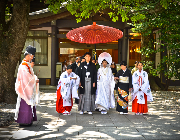 5 Japanese Wedding Traditions